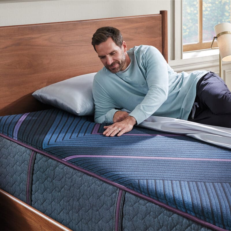 Beautyrest World Class Hybrid Level Three Medium - Twin XL - Image 3