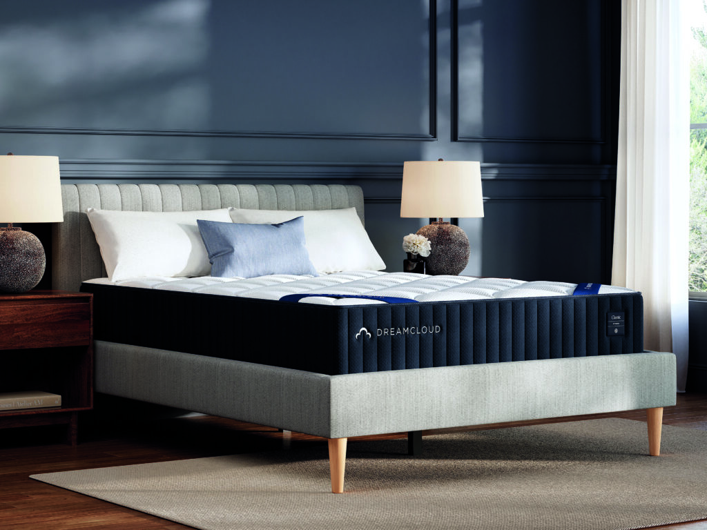 DreamCloud Classic Hybrid Mattress - Queen